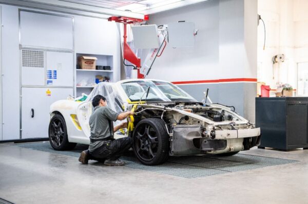Body, Bumper, Fender Respray & Repairs - Image 4