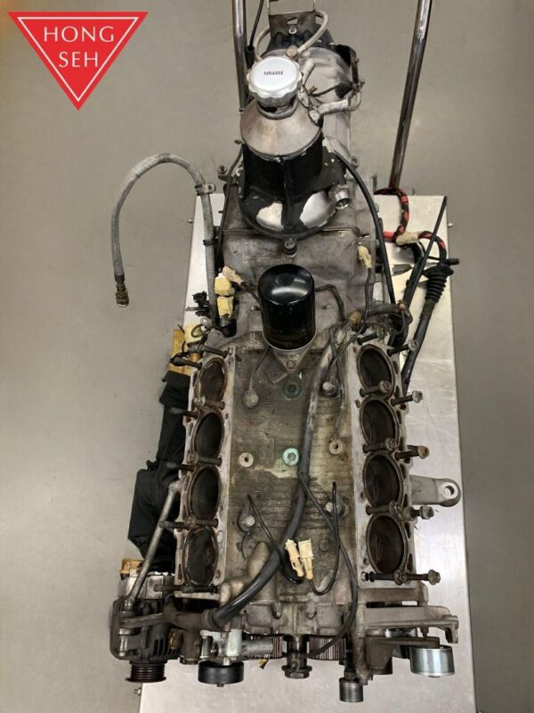 Ferrari Cylinder Head Overhaul: Power, Performance, Precision! - Image 2