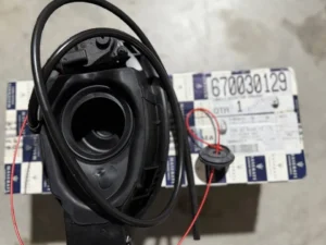Cpl Filler Neck Base Plate