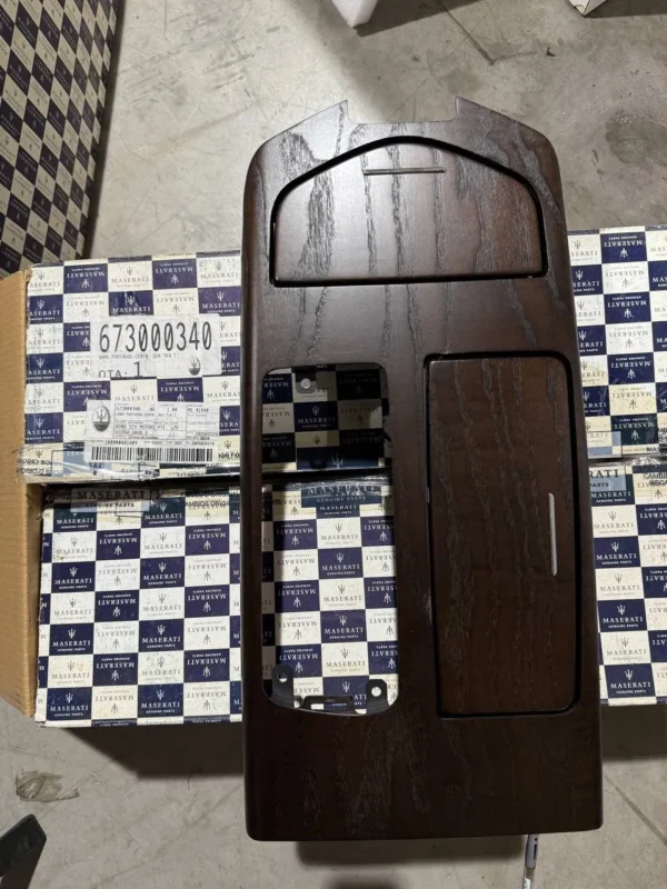 Ctr Glove Compartment Tanganik