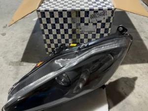 LH Headlight Titan Frame